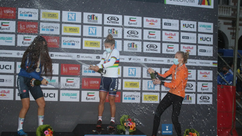 Isaure Medde wereldkampioene mountainbike eliminator na thriller