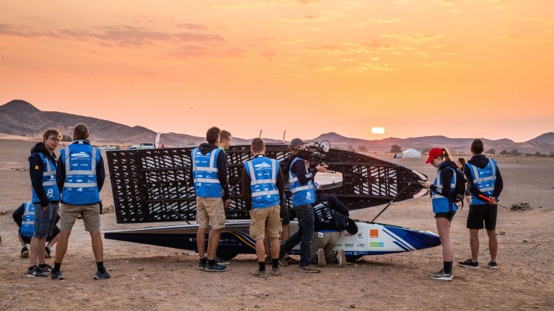 Belgisch Solar Team zakt plaatsje na hectische dag in Marokkaanse Sahara