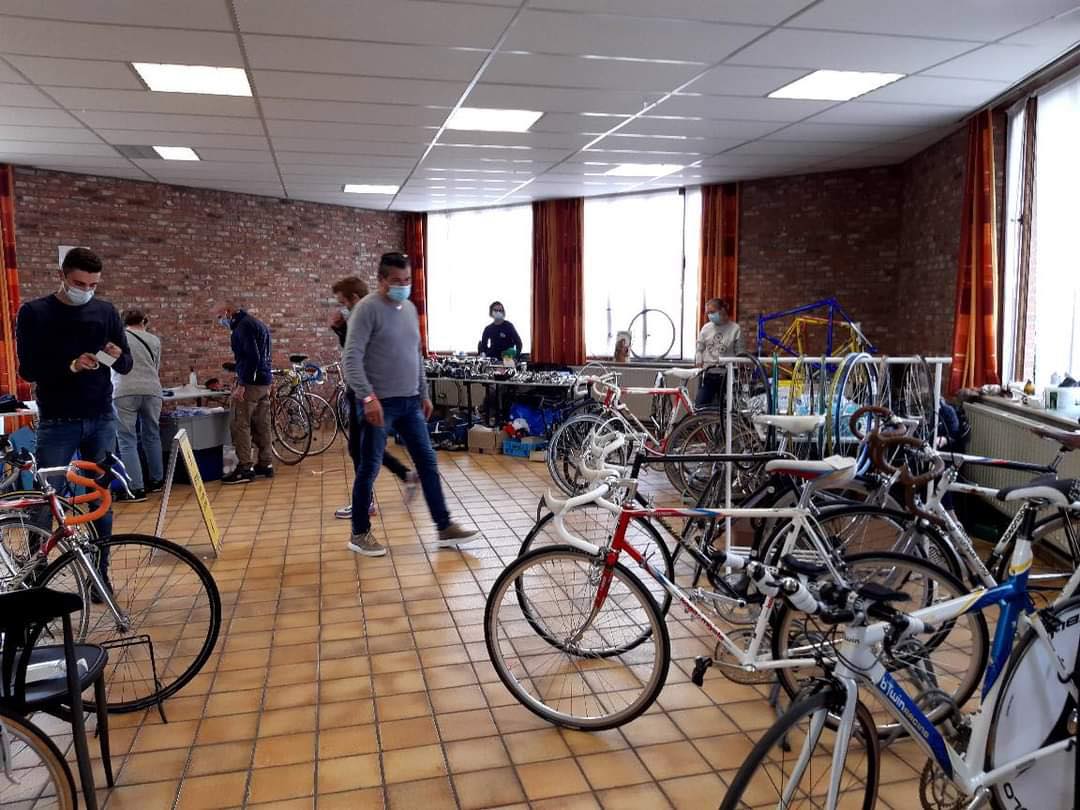 Achtste editie Vintage Bike Beurs in Geel komt er zondag aan!