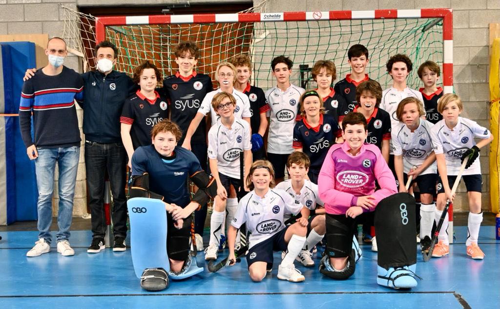 U14 Boys 1 KHC Leuven en Stix Hasselt vlogen erin en combineerden zaalhockey en veldhockey