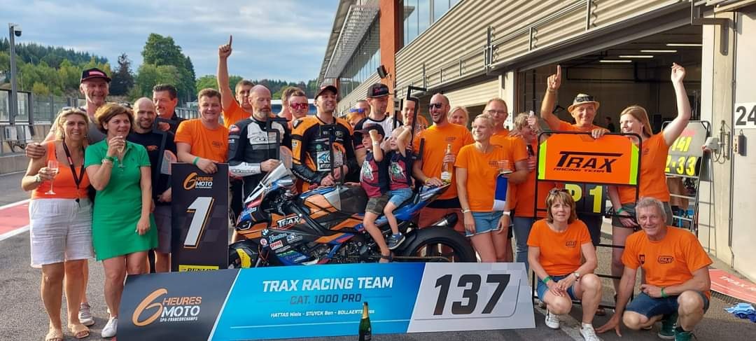Trax Racing Team triomfeert in de hittegolf en wint de zes uren van Spa-Francorchamps