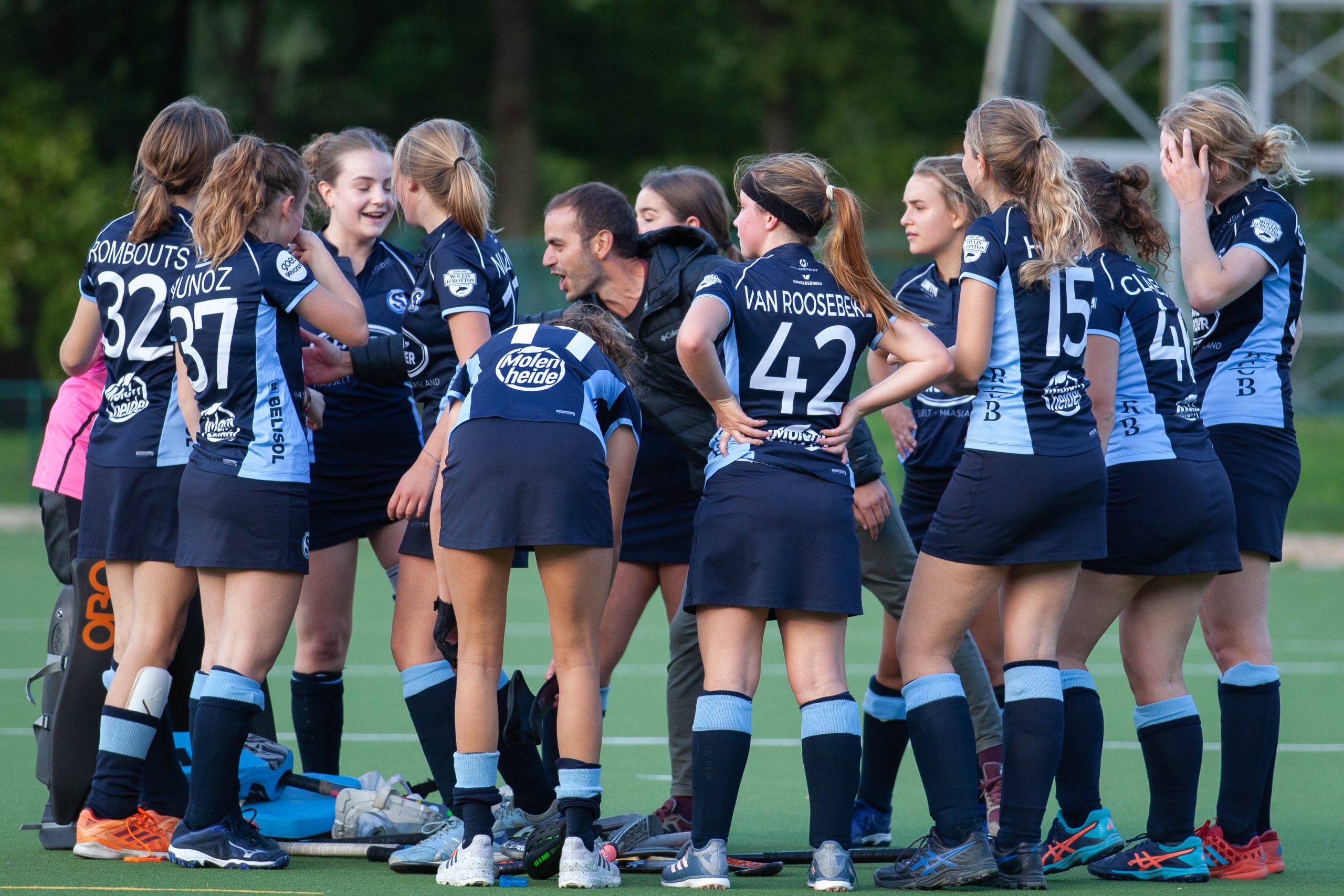 Veldhockeyclub Hasselt Stix brengt twee U19 meisjesploegen in competitie