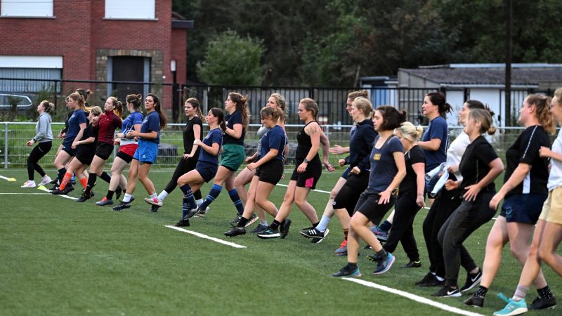De meiden van Rugby Club Leuven zoeken nieuwe speelsters en organiseren een open training op 1 februari