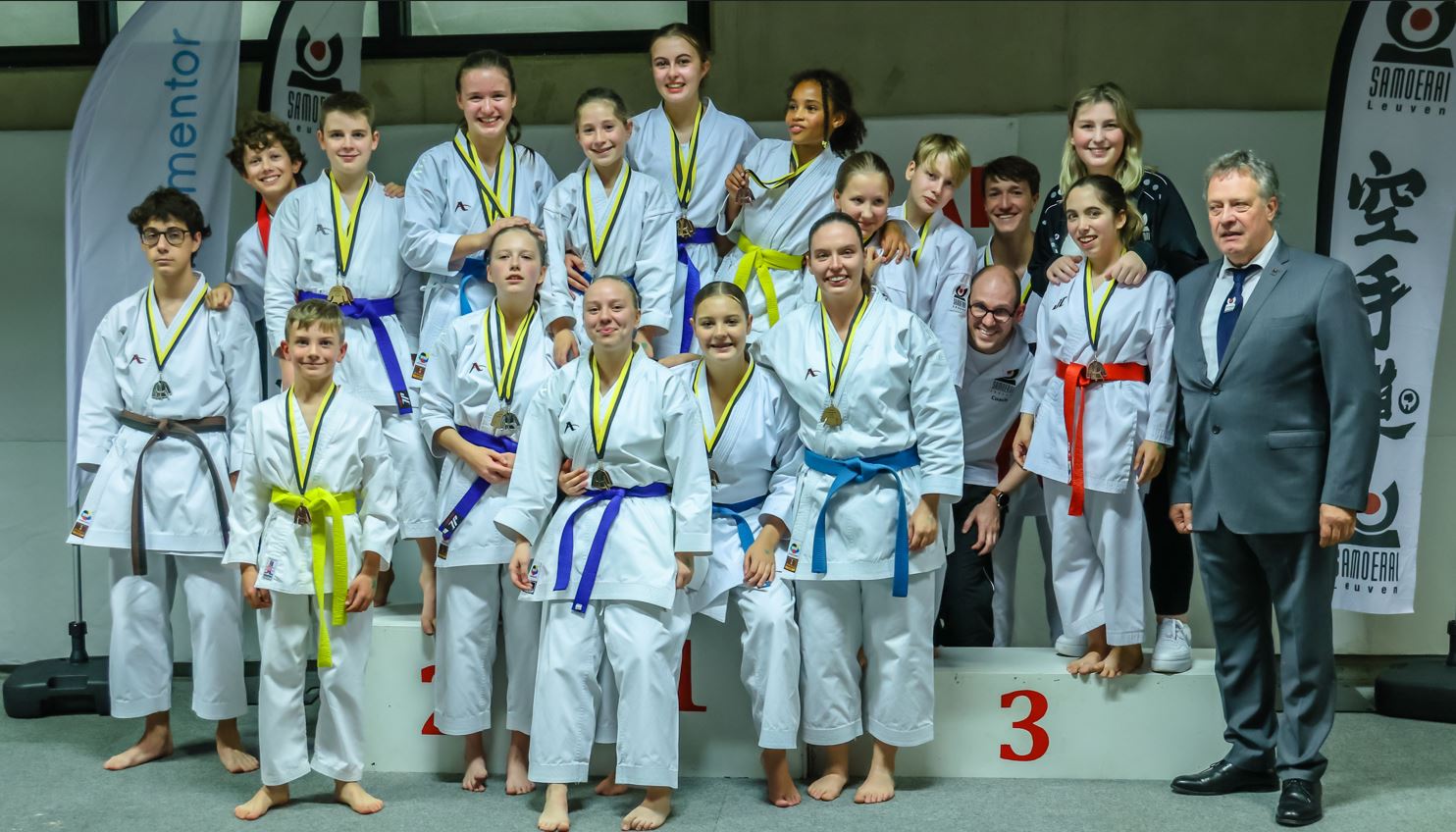 Karateclub Samoerai Leuven scoort op provinciaal kampioenschap als organisator en met 50 podiumplaatsen