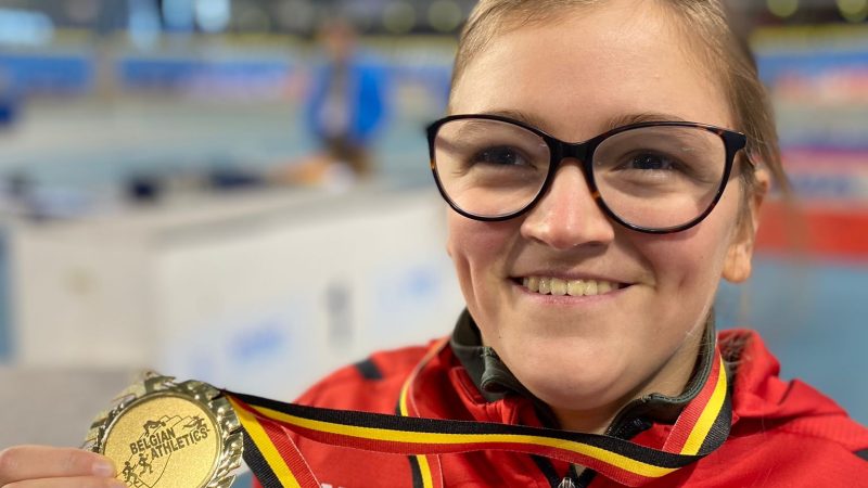 Wheelster Cécile Goens (20) won goud op het Belgische Kampioenschap indoor atletiek in Gent