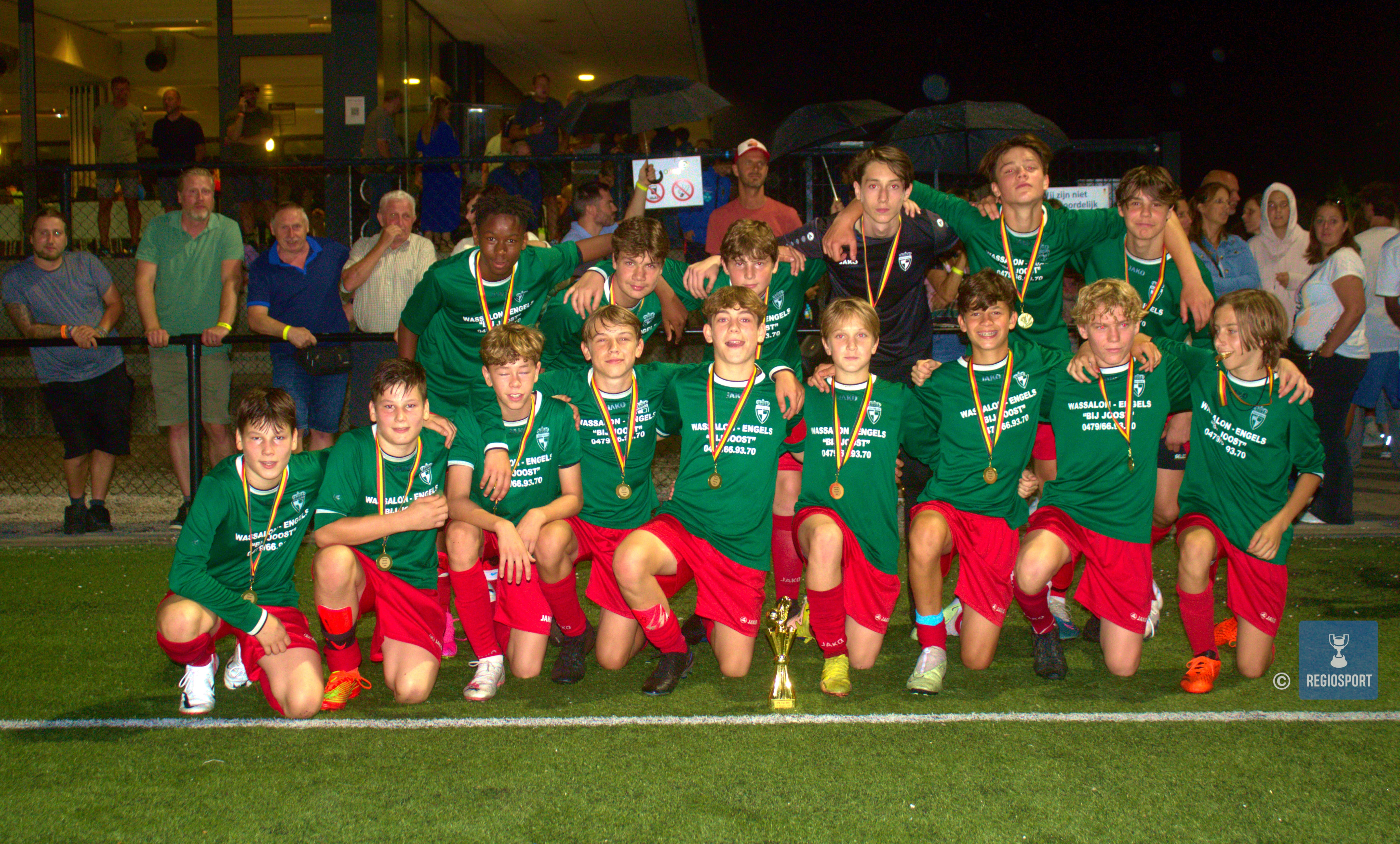 De U15 van KFC Houtvenne sloten de finale van hun SPR Cup winnend af