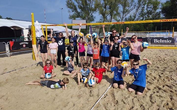 Beach Haacht laat kinderen kennis maken met en genieten van beachvolleybal